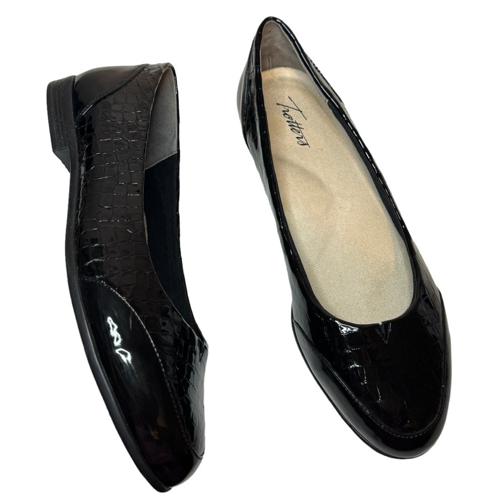 NEW Trotters patent leather black flats career business dress shoes women 10.5 W